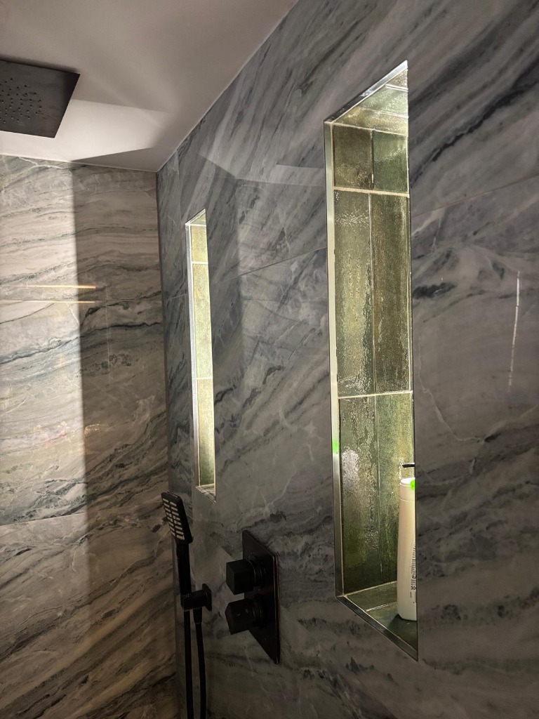 LED encastré pour niche de salle de bain